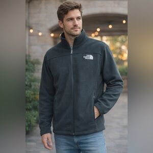 The North Face EUC Men's Black mid weight 
Fleece Jacket toggle waist Sz Large